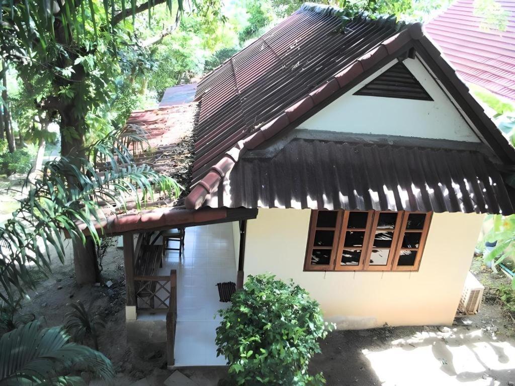 Baan Suan Sook Resort Csaveng-part Kültér fotó