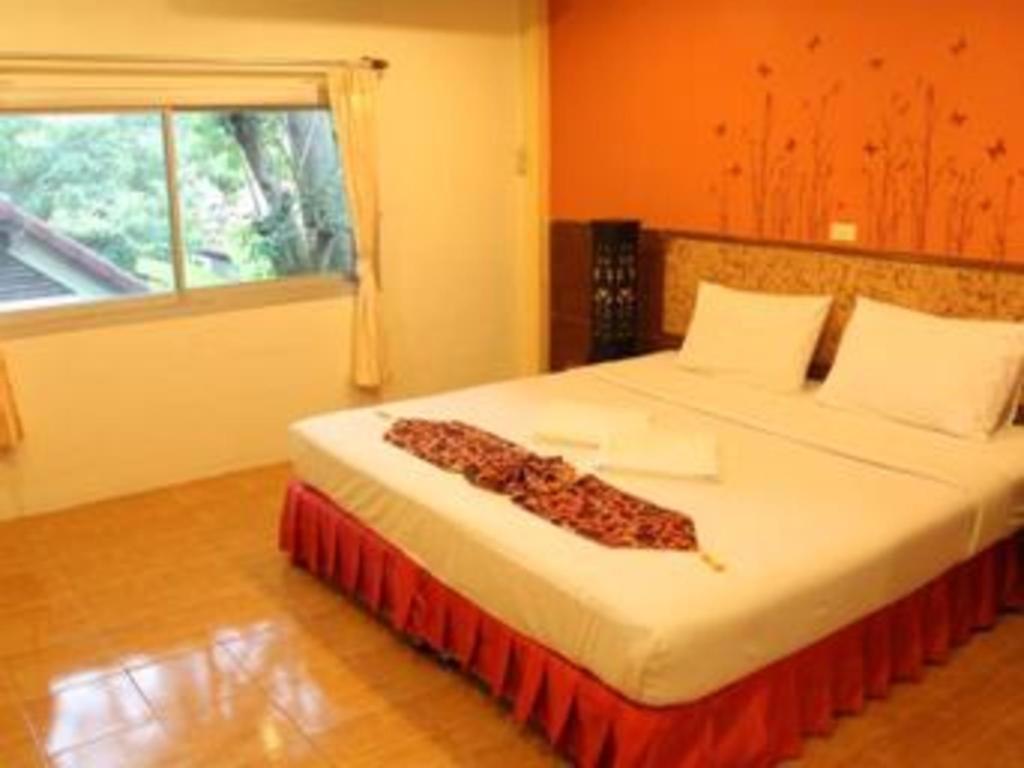 Baan Suan Sook Resort Csaveng-part Kültér fotó