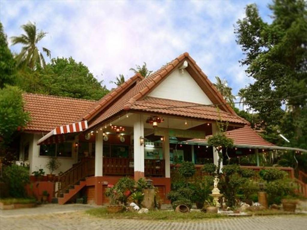Baan Suan Sook Resort Csaveng-part Kültér fotó